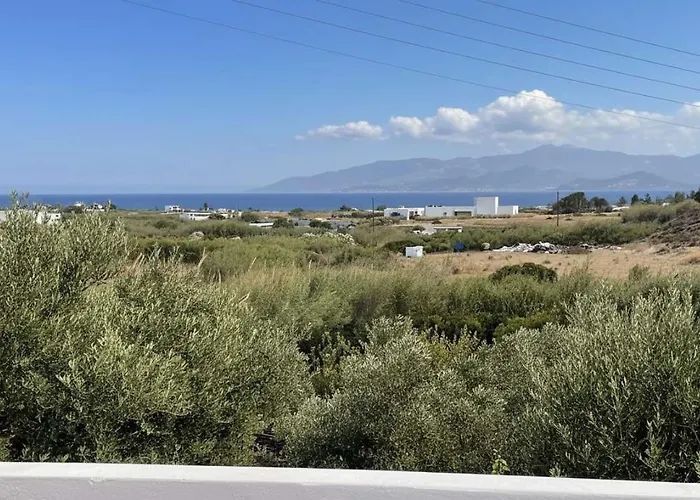 Дом отдыха Blue Marsis Escape